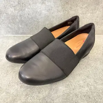 [ 새상품급 ] 클락스 UN러쉬 로우 펌프스 천연 가죽 슬립온 가죽