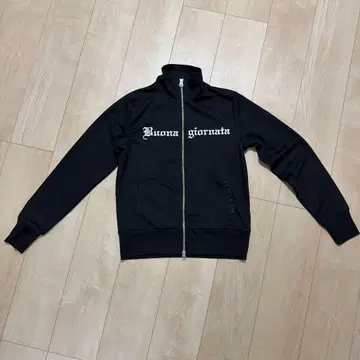 블랙 집업 터틀넥 저지 M 로고 Buona giornata