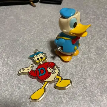 도널드 덕 피규어 약 10cm