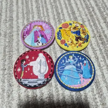 디즈니 캐릭터 자수 캔뱃지 비스킷 2종 디즈니 4종