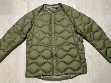 UNIQLO x White Mountaineering 노칼라 다운