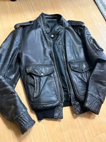 블랙 가죽 싱글 라이더 자켓