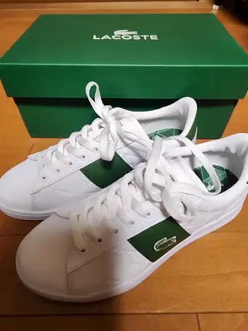 LACOSTE 화이트 그린 스니커즈