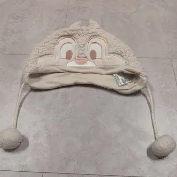 칩과 데일 플리스 모자