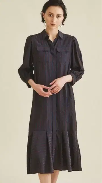 [새상품급] 그레이스 콘티넨탈 축구 보더 셔츠 원피스