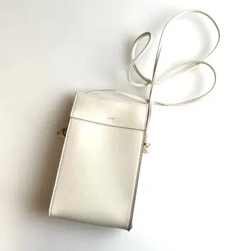 UNIQLO 화이트 크림 미니 숄더 스마트폰용으로도 미사용