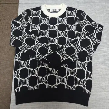 WAAC 니트 스웨터 M 사이즈 블랙/화이트