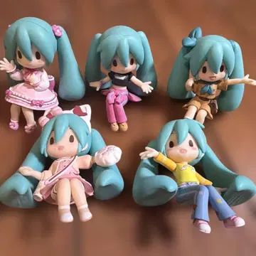 하츠네 미쿠 가동 피규어 5체 세트