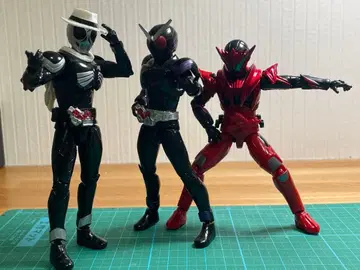 [ 가격 인하 가능 ] 가면라이더 RKF 피규어