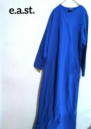 e.a.st. 파랑 버튼 롱 원피스