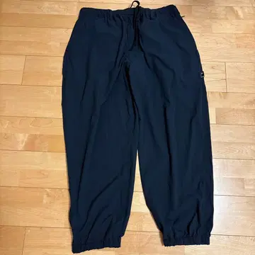 HuberStore x BROCHURE SHAKA EASY PANTS