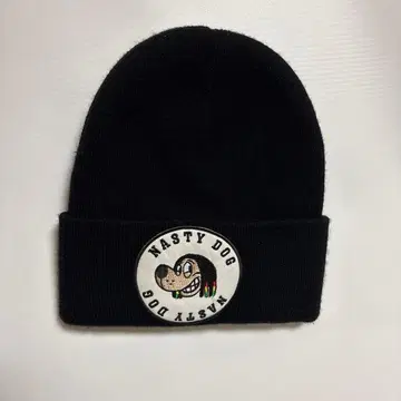 Nasty Dog 자수 로고 니트 모자 블랙