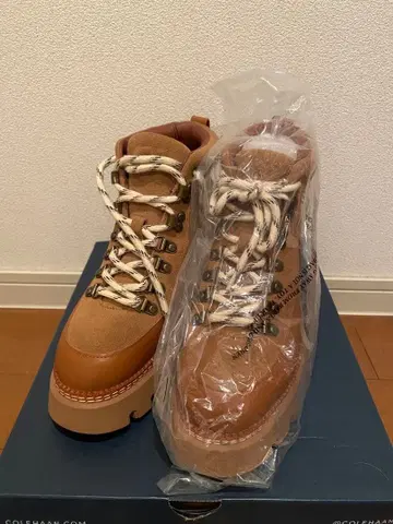 미사용 새상품 콜한 23.5 숏부츠