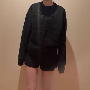 GAP 블랙 맨투맨 L 사이즈