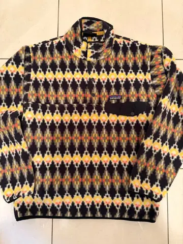 patagonia M 16년산 파타고니아 신틸라 스냅T