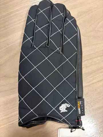 [ 미사용 새상품 ] loveless 블랙 퀼팅 장갑