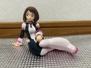 우라라카 오챠코 피규어