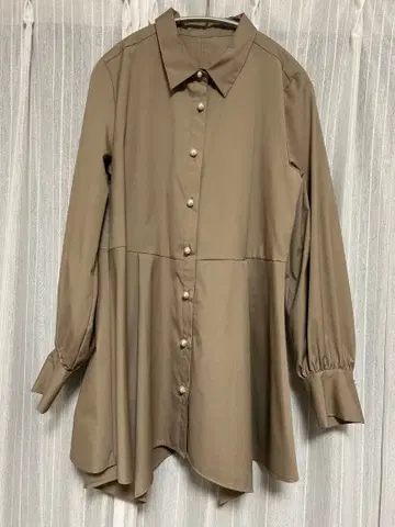 PLST (플라스테) 베이지 긴팔 셔츠 블라우스