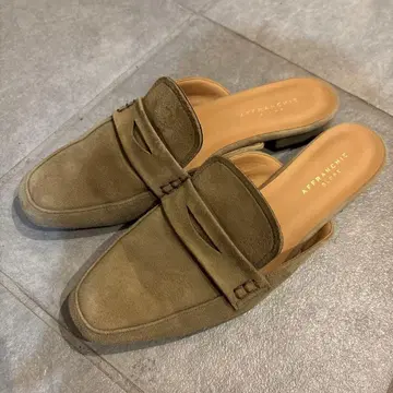 올리브 그린 스웨이드 로퍼 슬로브 이에나