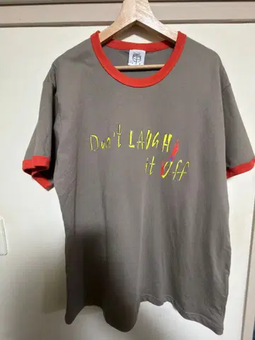 양문학 T셔츠 Don't Laugh It Off 사이즈 XL
