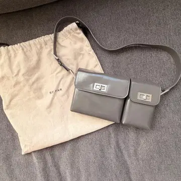 [ BY FAR ] 숄더백 그레이