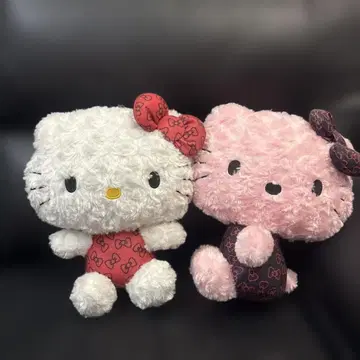 헬로키티 봉제 인형 2체 세트