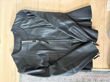 Chesty 블랙 가죽 라이더 자켓