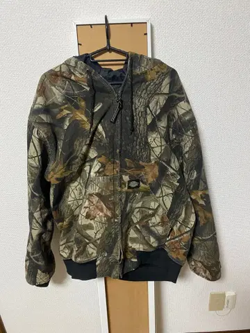 Dickies 카모 패턴 후드 부착 자켓