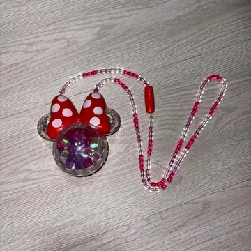 미니 마우스 목걸이 빛나는