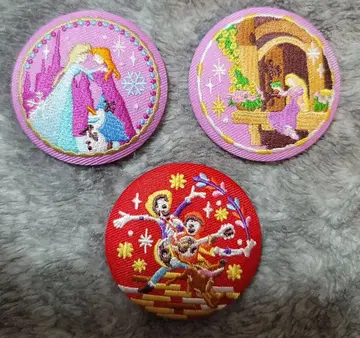 디즈니 자수 핀 배지