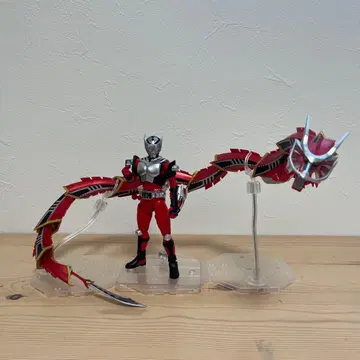 Figure-rise Standard 가면라이더 류우키