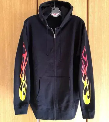 네이비 CONFUSE 맨투맨 지퍼 후드티 파이어 패턴