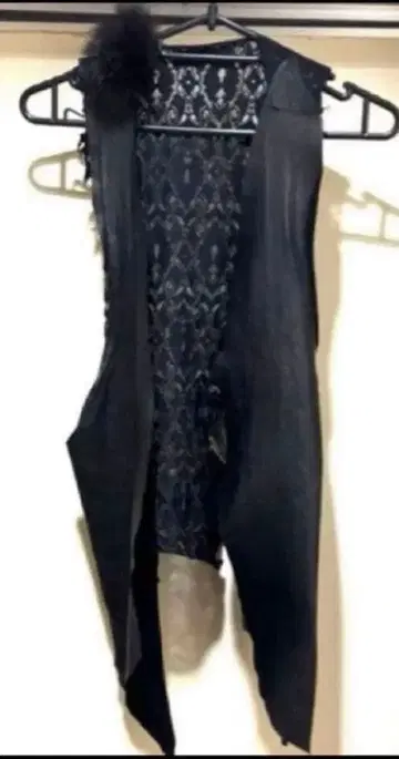 hyde 착용 if 가죽 베스트 sindbaad 라르크