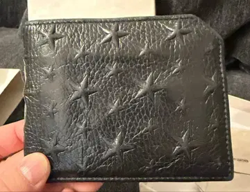 JIMMY CHOO 지미추 접이식 지갑 별 엠보싱 블랙 박스 포함