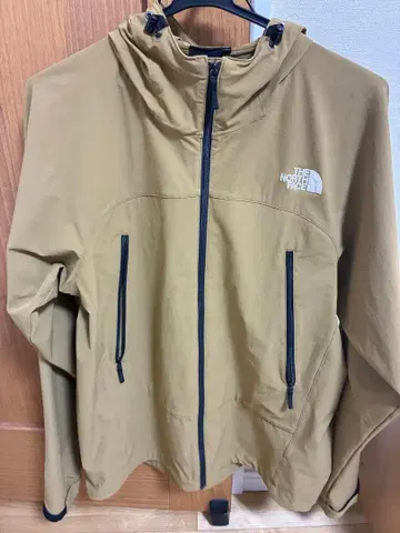 THE NORTH FACE 에볼루션 자켓 카키 사이즈 L