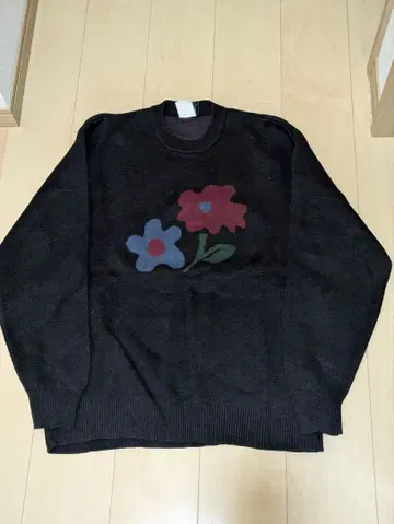 꽃무늬 니트 블랙