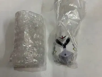 제일복권 GQuuuuuux D상 모빌슈트 헤드 마그넷 걍