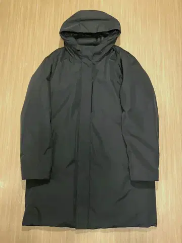 유니클로 하이브리드 다운 코트 남성용 블랙 XL