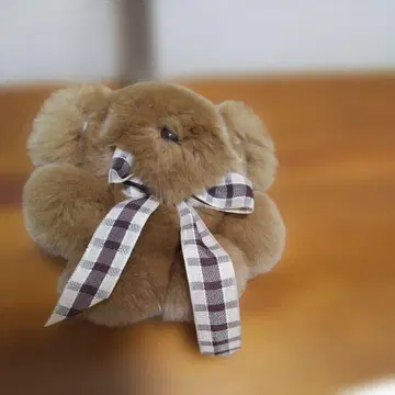 브라운색 강아지형 퍼 봉제 인형 리본 포함 키링