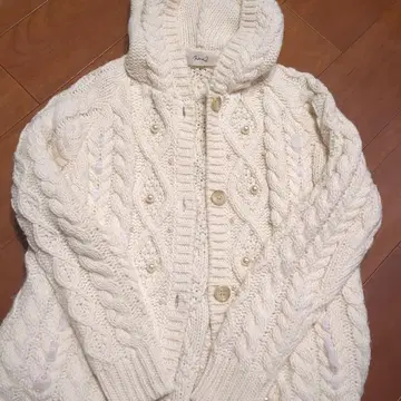 아이보리 케이블 짜임 후드 가디건