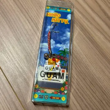 지역 한정 헬로키티 잠옷 구아무 버전