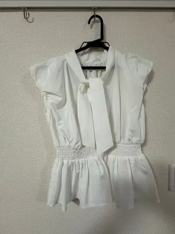 NATURAL BEAUTY BASIC 상의