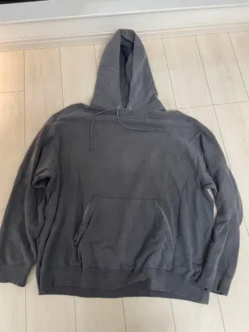 그레이 후드 부착 후드티