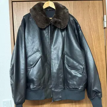 GU 웜 패디드 플라이트 자켓