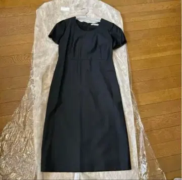 띠어리 럭스 무릎 기장 원피스 반팔