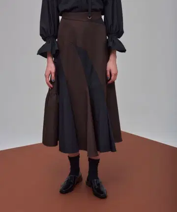 티어드 타프타 바이컬러 스커트 UNITED TOKYO