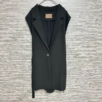 알마 디자인 블랙 슬리브리스 자켓 베스트 캐주얼