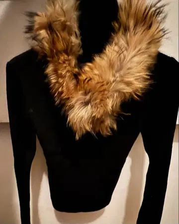 볼륨 퍼 옷깃 스톨