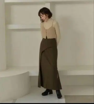 브라운 타이트 스커트 슬릿 S 사이즈