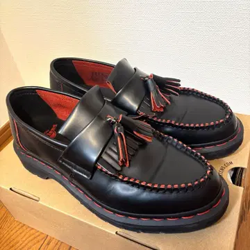 닥터마틴 레드 스티치 태슬 로퍼 UK7 26cm